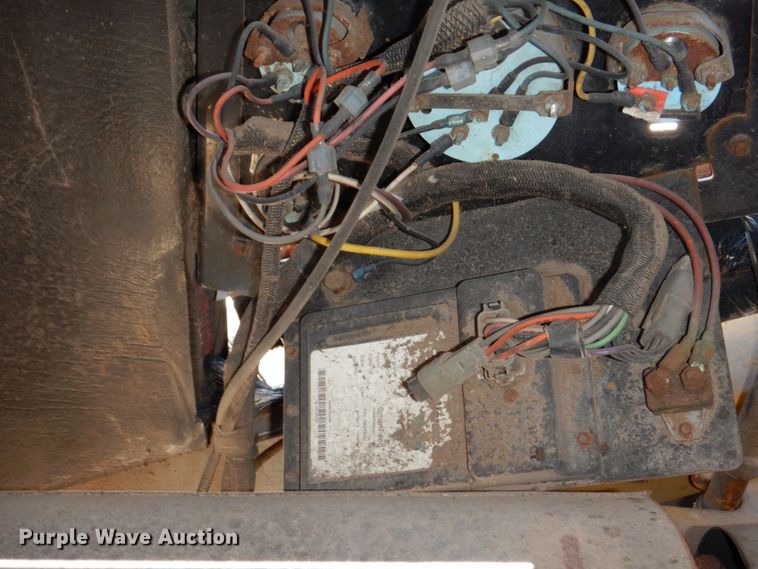 image for item DN7348 2006 Vermeer BC1000XL  wood chipper