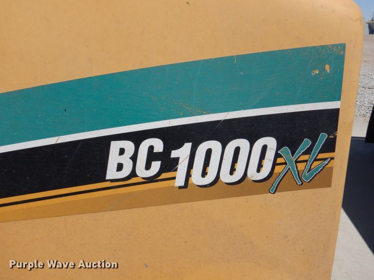 image for item DN7348 2006 Vermeer BC1000XL  wood chipper