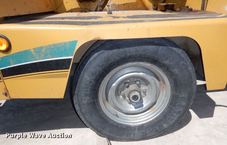 image for item DN7348 2006 Vermeer BC1000XL  wood chipper