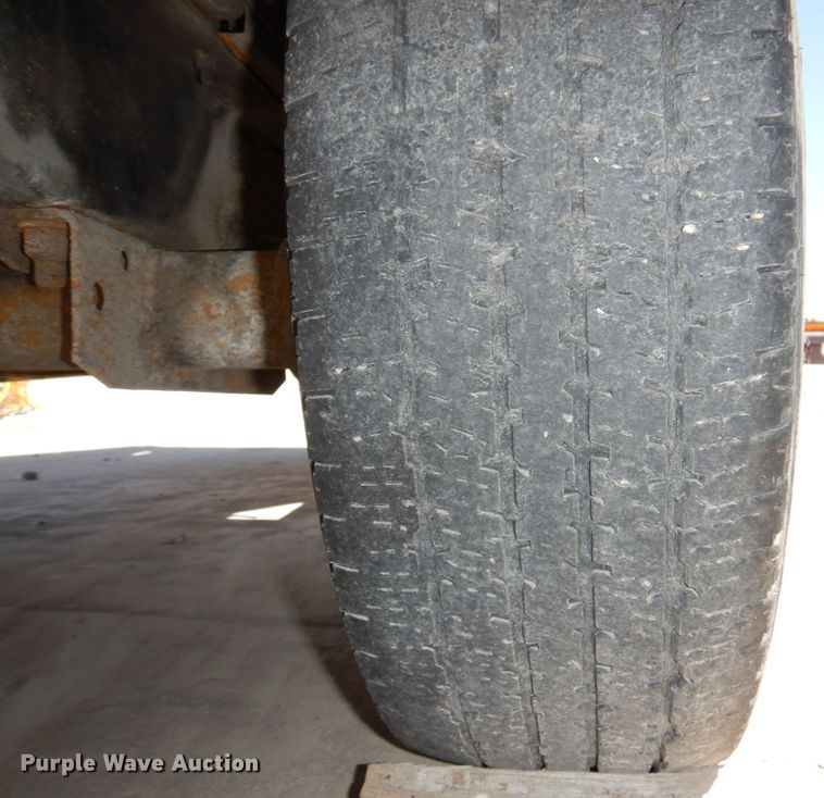 image for item DN7348 2006 Vermeer BC1000XL  wood chipper