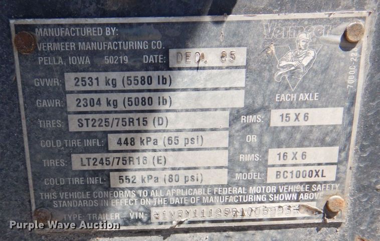 image for item DN7348 2006 Vermeer BC1000XL  wood chipper