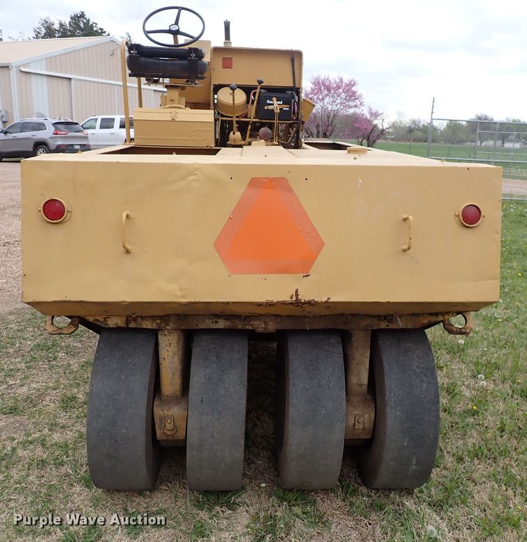 image for item DP4622 Bros  pneumatic roller