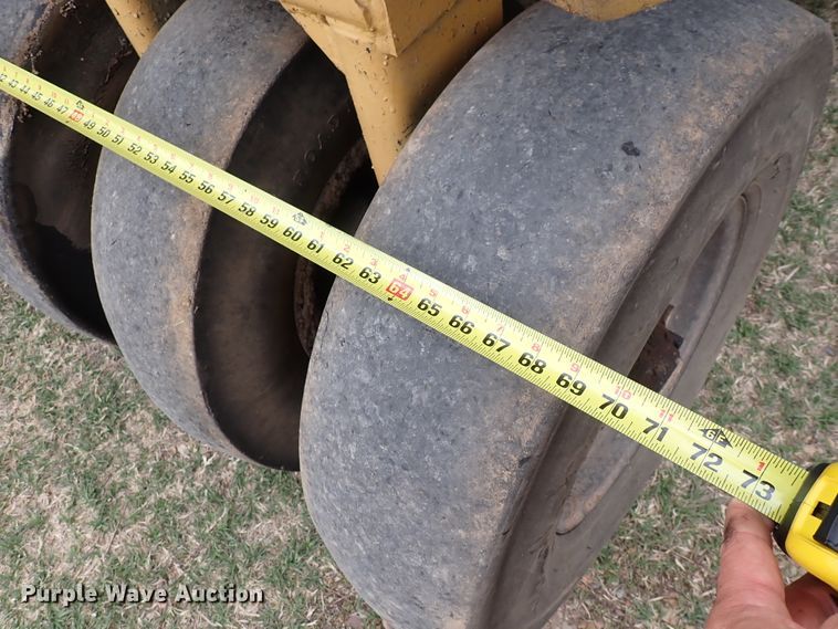 image for item DP4622 Bros  pneumatic roller