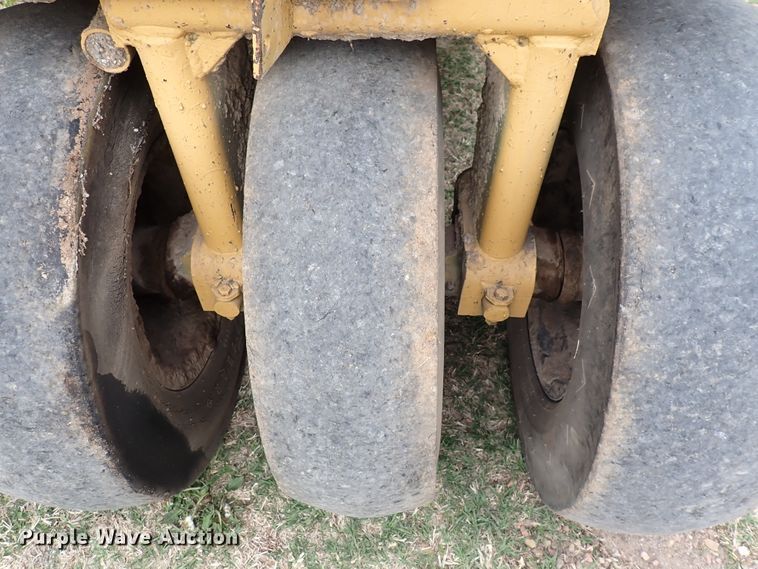 image for item DP4622 Bros  pneumatic roller