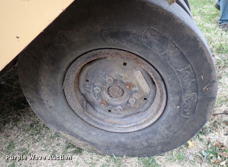 image for item DP4622 Bros  pneumatic roller