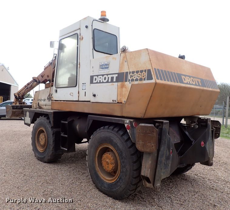 image for item DP4623 Drott 40  wheeled excavator