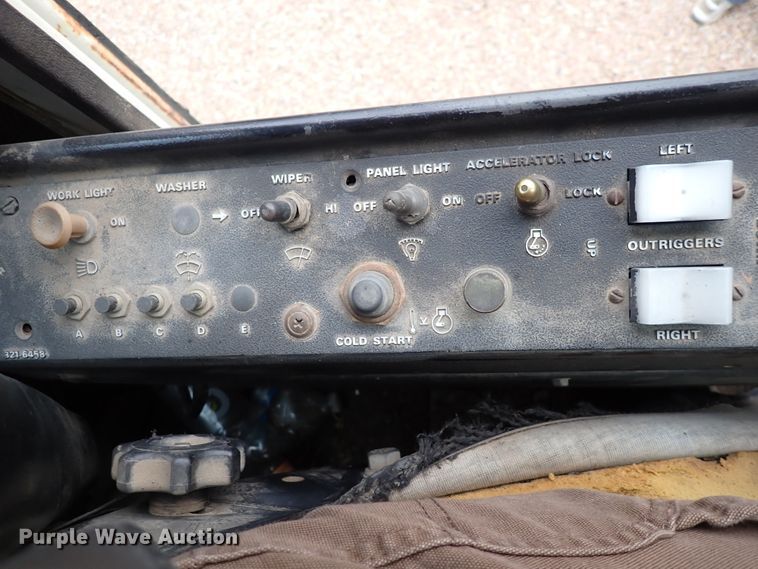 image for item DP4623 Drott 40  wheeled excavator