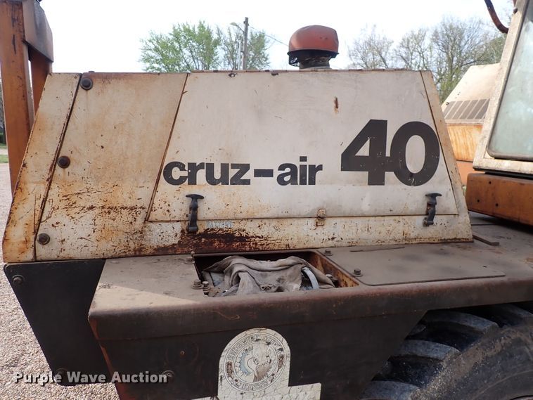 image for item DP4623 Drott 40  wheeled excavator