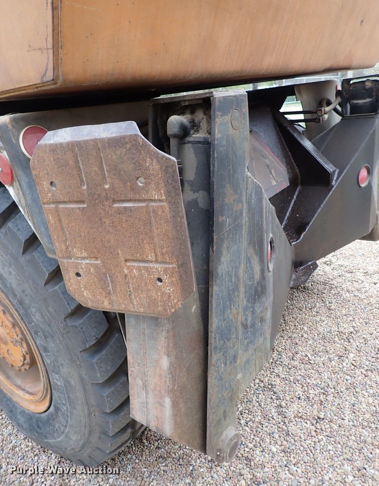 image for item DP4623 Drott 40  wheeled excavator