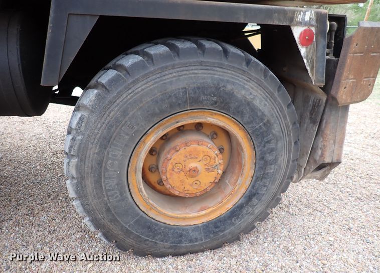 image for item DP4623 Drott 40  wheeled excavator