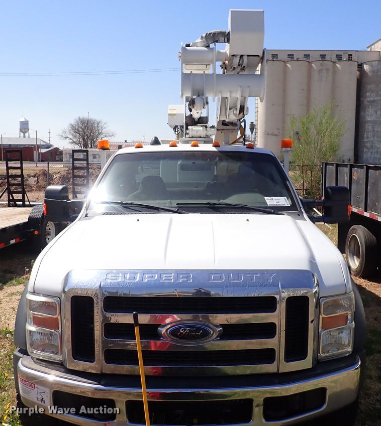 image for item DP4632 2008 Ford F550 Super Duty  bucket truck