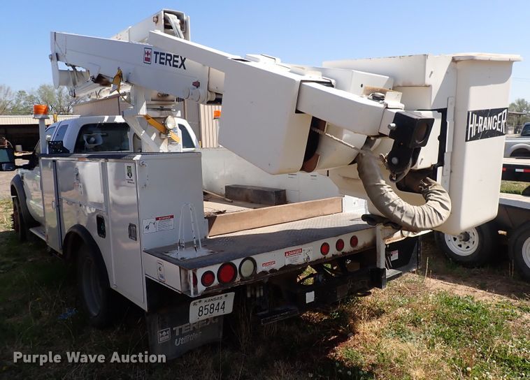 image for item DP4632 2008 Ford F550 Super Duty  bucket truck