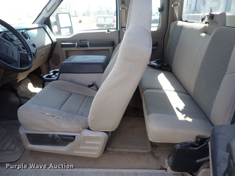 image for item DP4632 2008 Ford F550 Super Duty  bucket truck