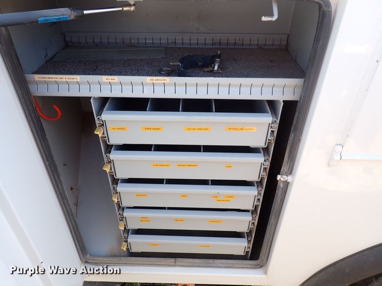 image for item DP4632 2008 Ford F550 Super Duty  bucket truck