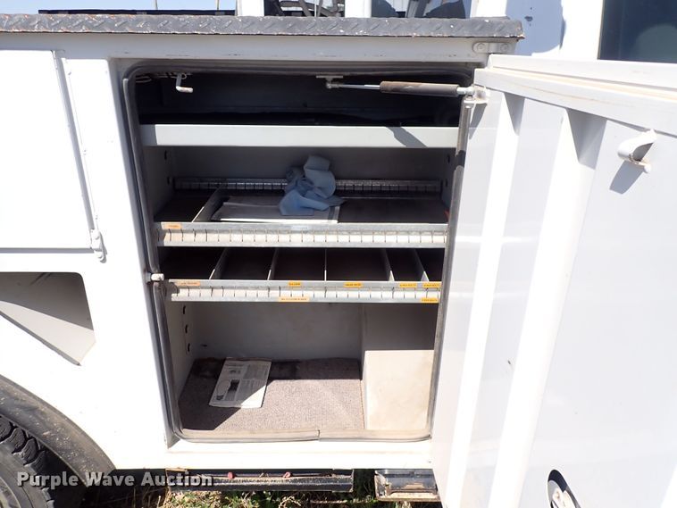 image for item DP4632 2008 Ford F550 Super Duty  bucket truck