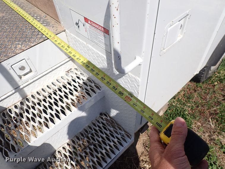 image for item DP4632 2008 Ford F550 Super Duty  bucket truck