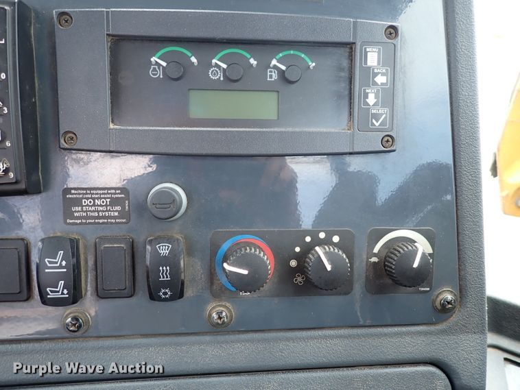 image for item DP4637 2014 John Deere 310SK  backhoe