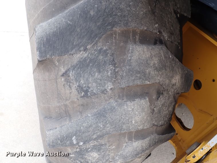 image for item DP4637 2014 John Deere 310SK  backhoe