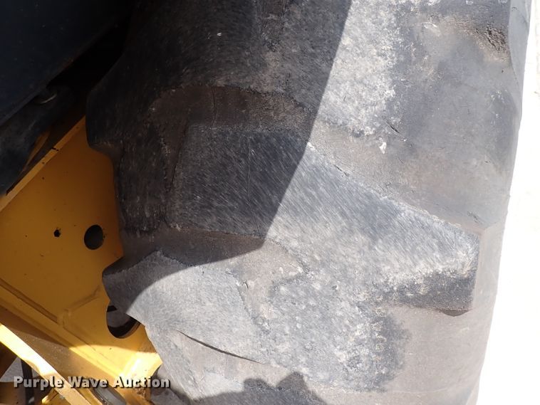 image for item DP4637 2014 John Deere 310SK  backhoe