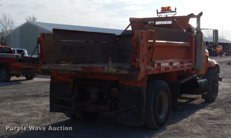 image for item DP5444 1993 International 4900  dump truck