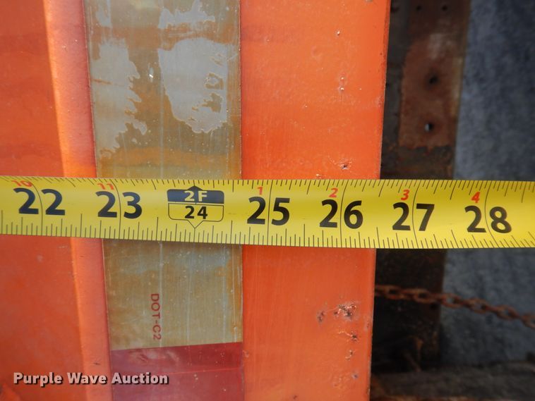 image for item DP5444 1993 International 4900  dump truck