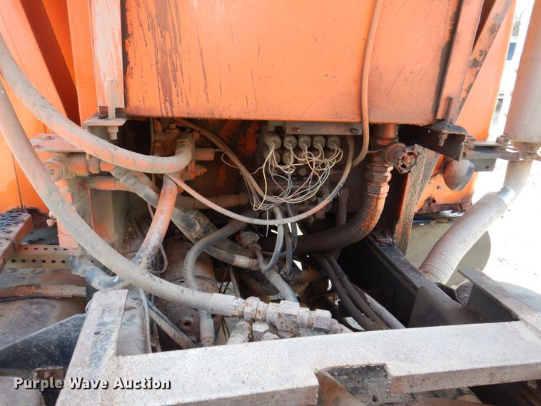 image for item DP5444 1993 International 4900  dump truck