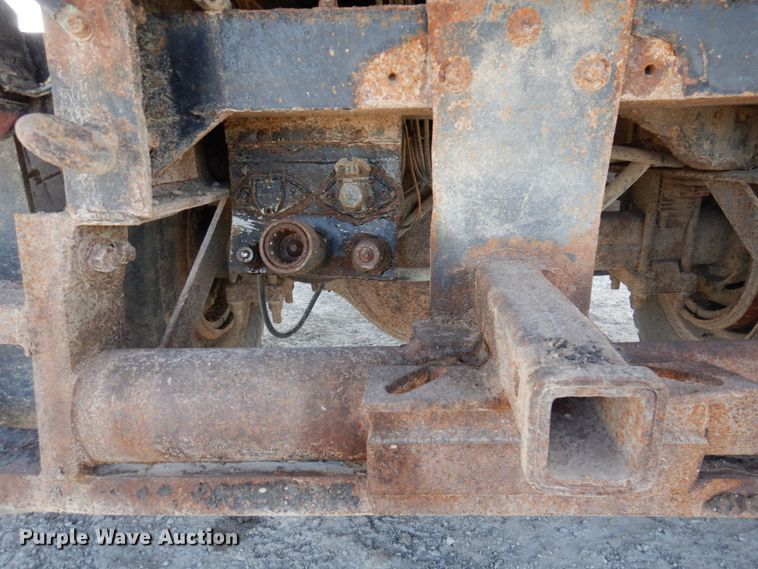 image for item DP5444 1993 International 4900  dump truck