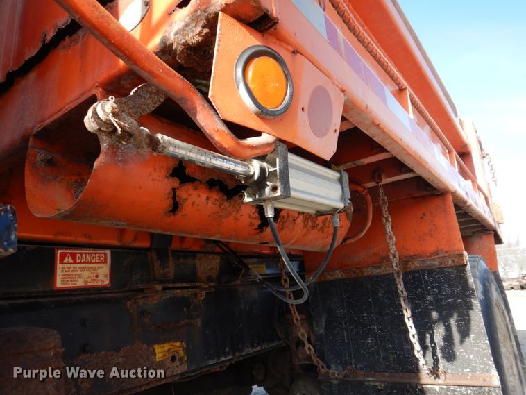 image for item DP5444 1993 International 4900  dump truck