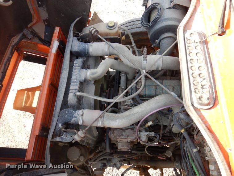 image for item DP5444 1993 International 4900  dump truck