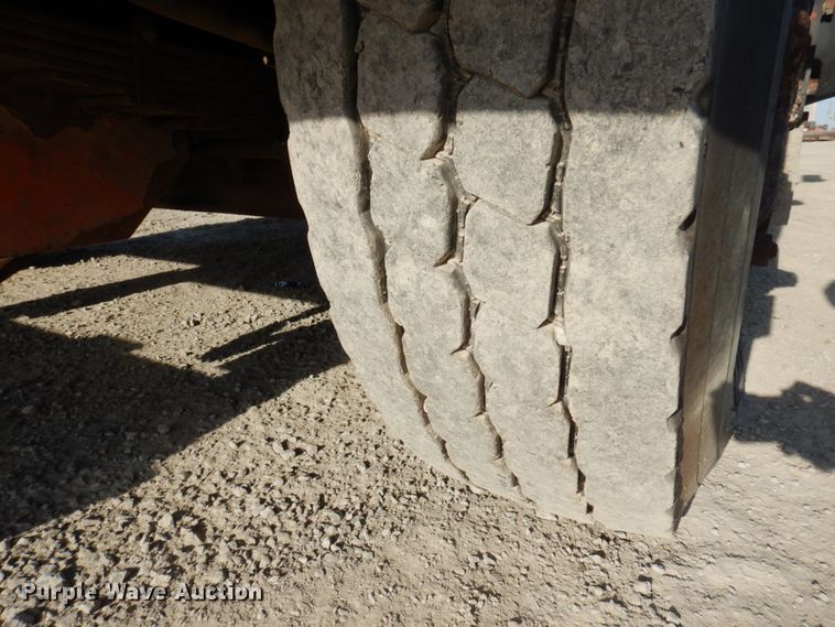 image for item DP5444 1993 International 4900  dump truck