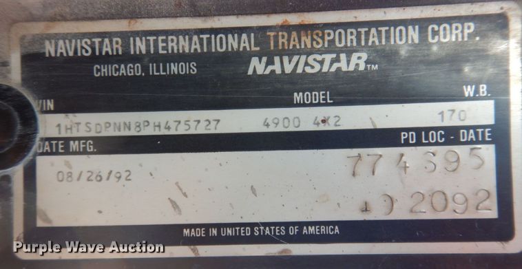 image for item DP5444 1993 International 4900  dump truck