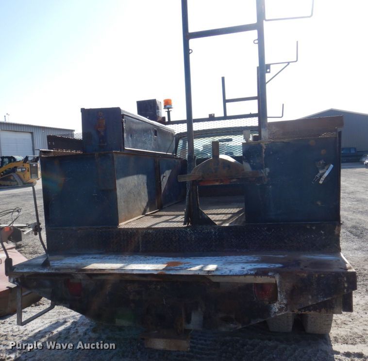 image for item DP5445 1986 Ford F700  utility / service truck