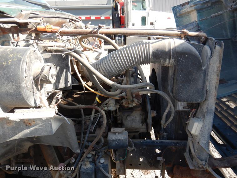 image for item DP5445 1986 Ford F700  utility / service truck