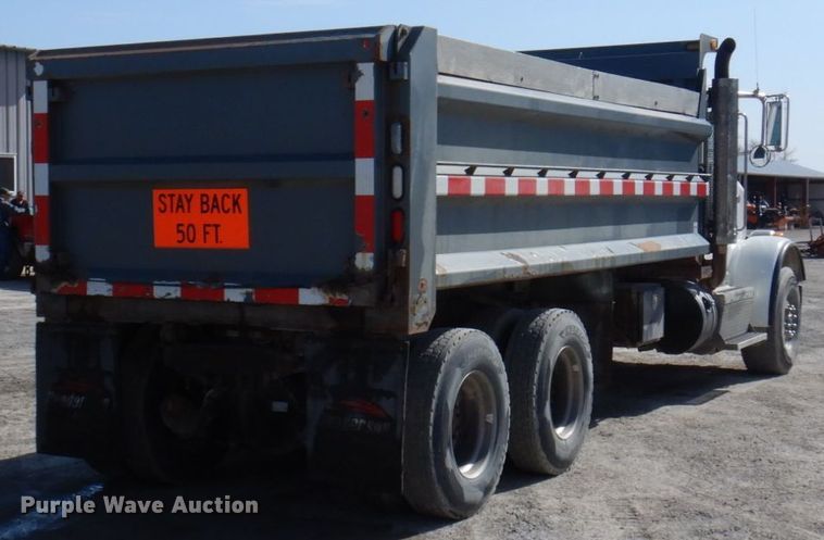 image for item DP5447 2013 Peterbilt 365  dump truck