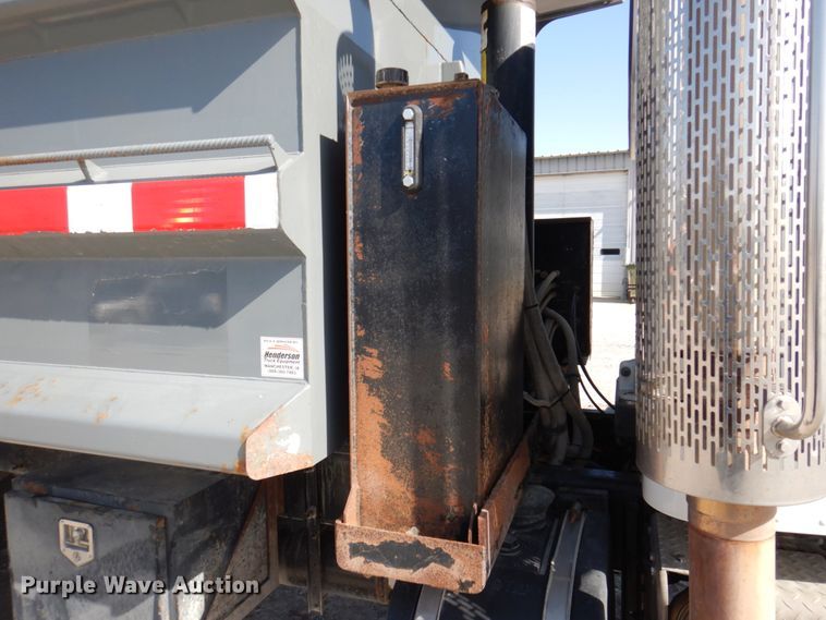 image for item DP5447 2013 Peterbilt 365  dump truck