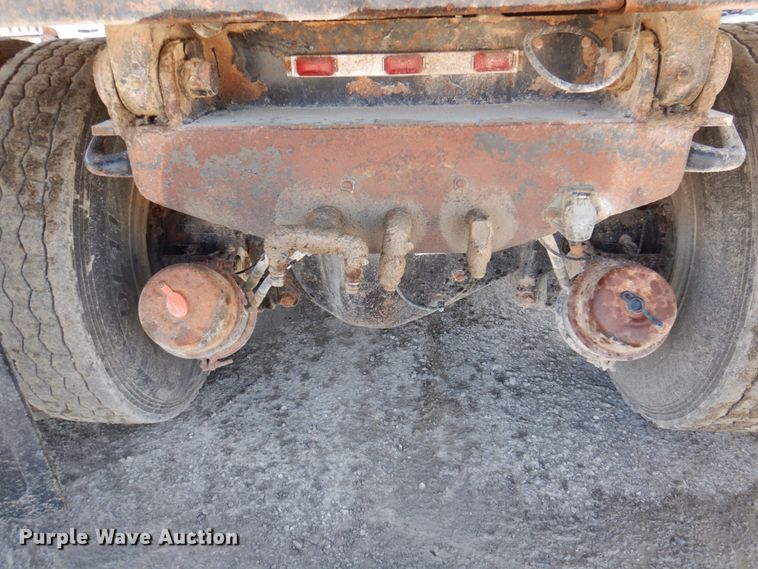 image for item DP5447 2013 Peterbilt 365  dump truck