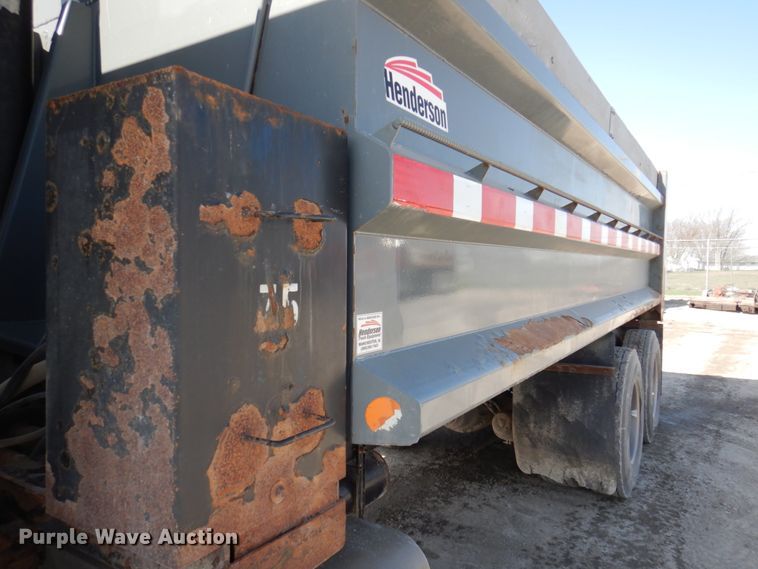 image for item DP5447 2013 Peterbilt 365  dump truck