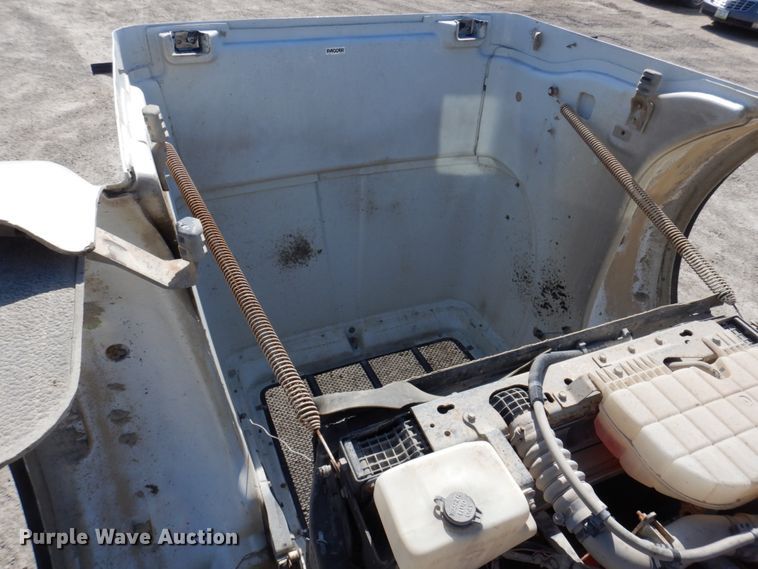 image for item DP5447 2013 Peterbilt 365  dump truck