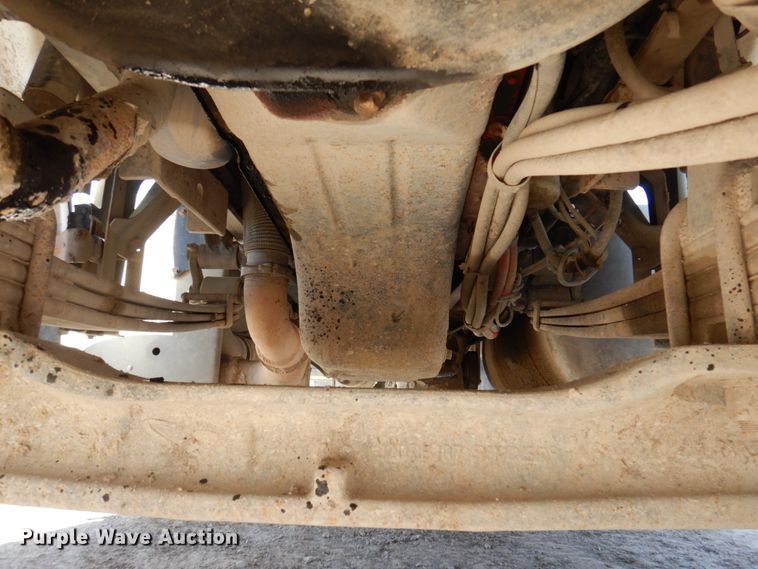 image for item DP5447 2013 Peterbilt 365  dump truck