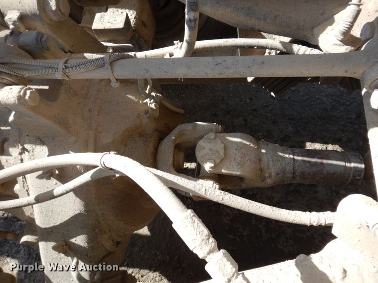 image for item DP5447 2013 Peterbilt 365  dump truck