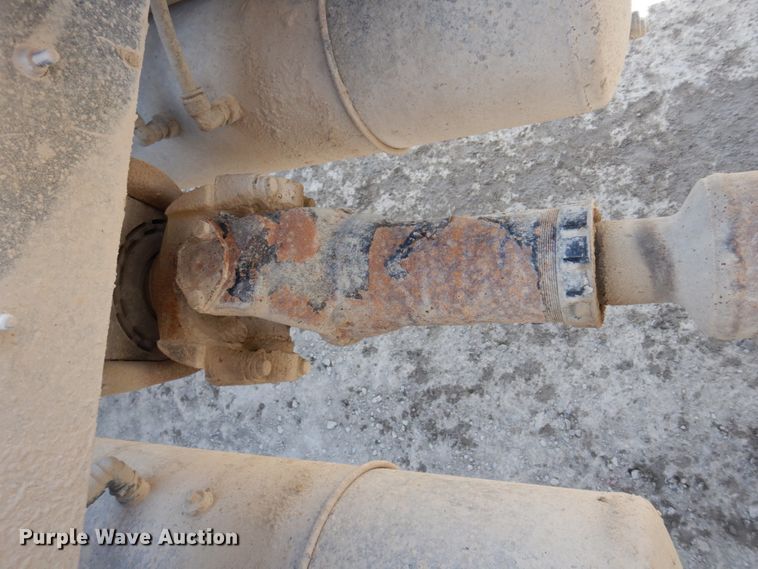 image for item DP5447 2013 Peterbilt 365  dump truck