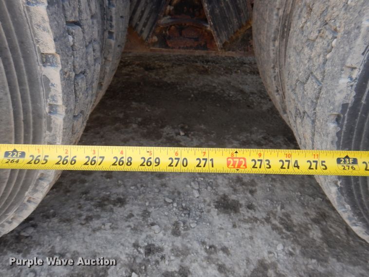 image for item DP5447 2013 Peterbilt 365  dump truck