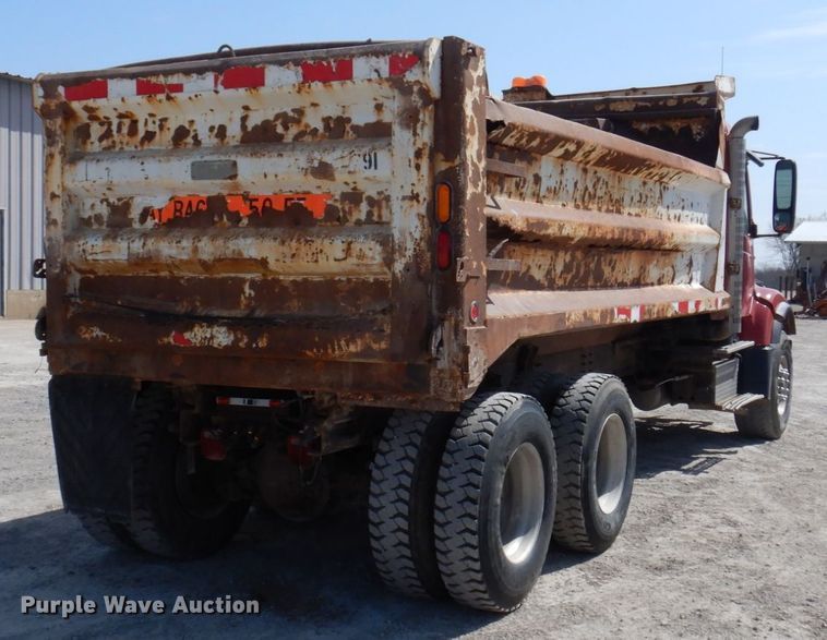 image for item DP5448 2002 Volvo VHD  dump truck