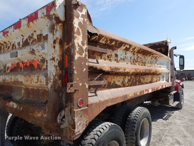 image for item DP5448 2002 Volvo VHD  dump truck