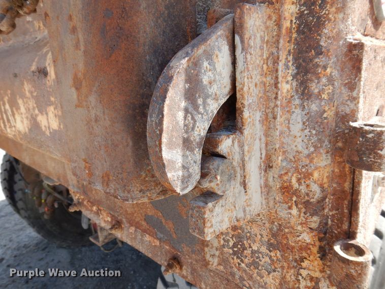 image for item DP5448 2002 Volvo VHD  dump truck