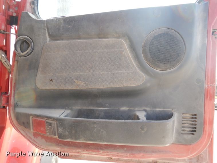 image for item DP5448 2002 Volvo VHD  dump truck