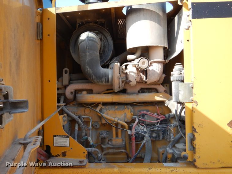 image for item DS8005 1999 John Deere 770CH  motor grader