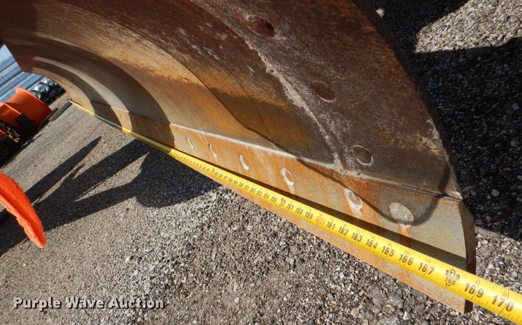 image for item DS8006 1999 John Deere 770CH  motor grader