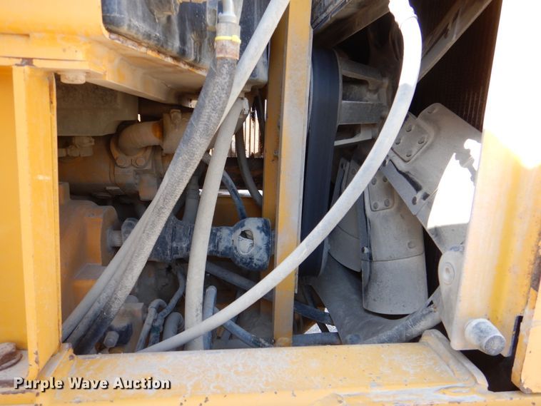 image for item DS8006 1999 John Deere 770CH  motor grader