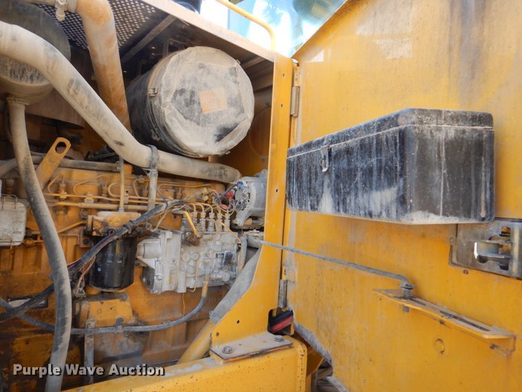 image for item DS8006 1999 John Deere 770CH  motor grader